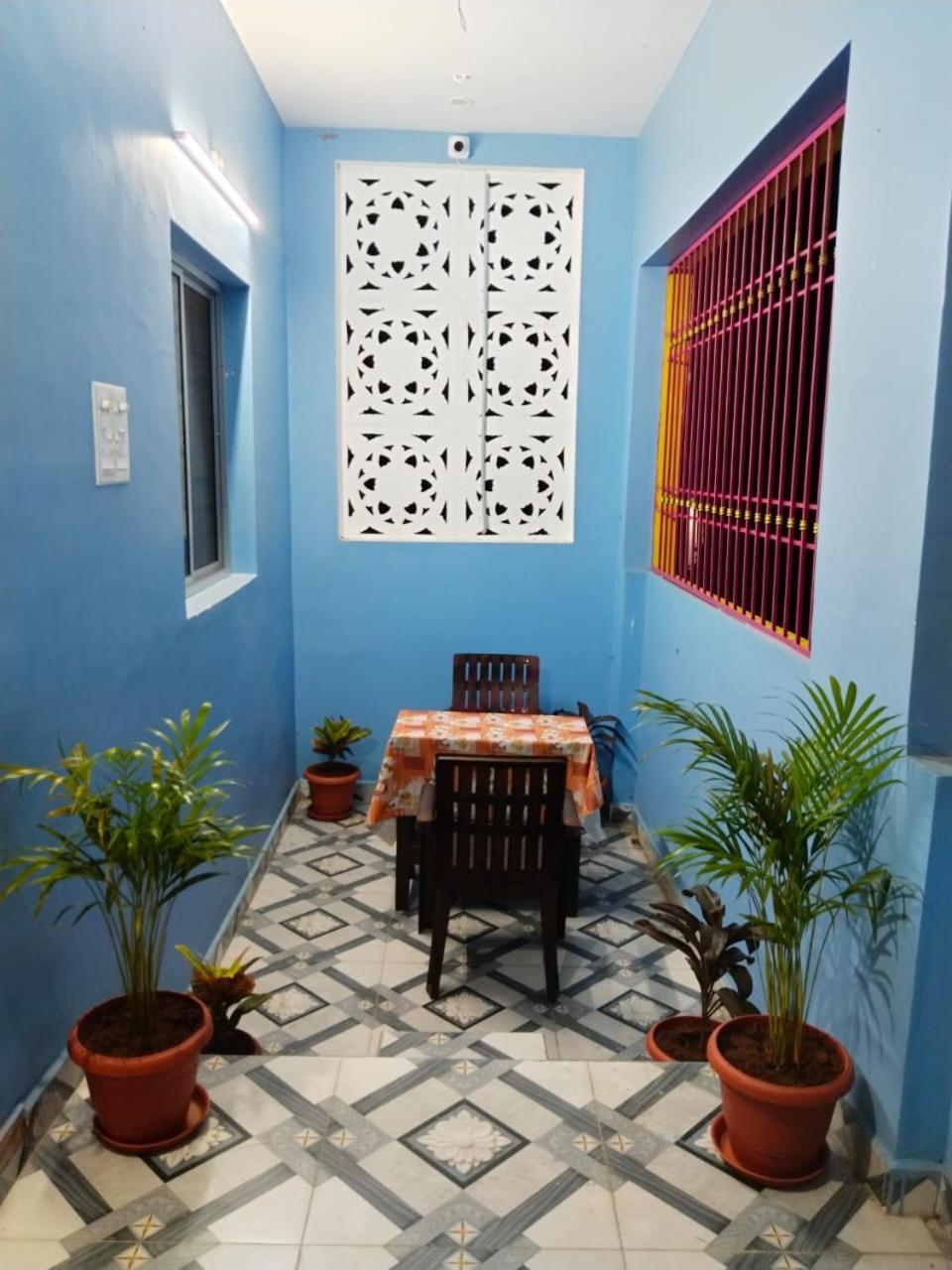 Sea View Beach House Пондичери Екстериор снимка