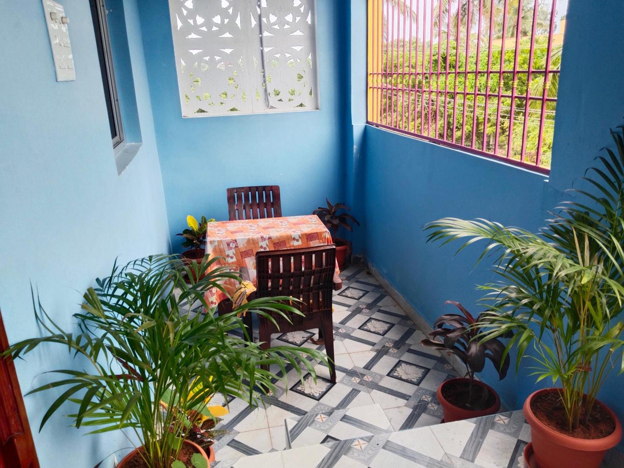 Sea View Beach House Пондичери Екстериор снимка